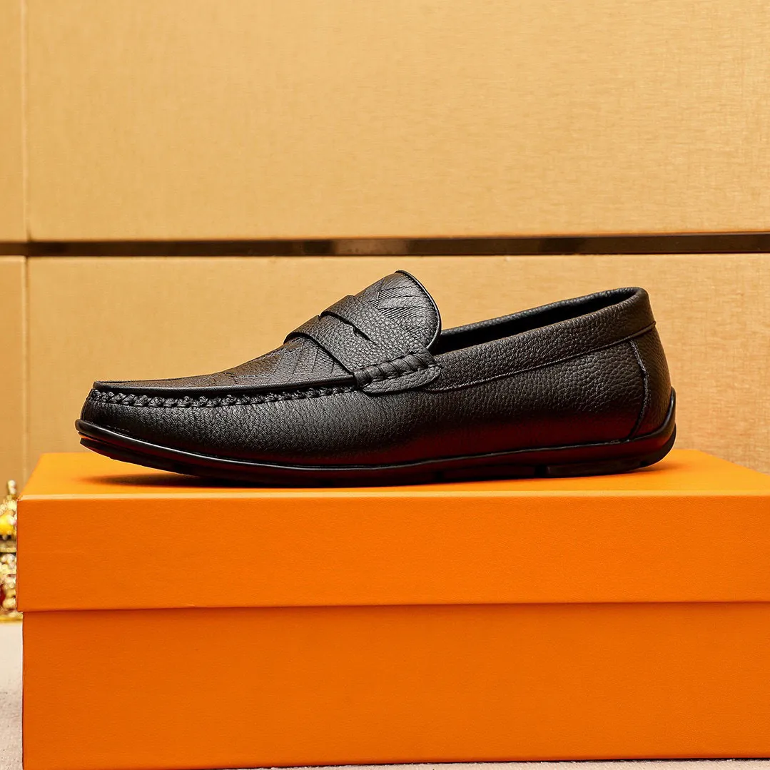 Men's shoes 💰380 💐 Product trademark: HERMES "Hermès" Doudou shoes Regular size: 38-44 (45🉑️customized) Product materials: Selected imported first-layer cowhide upper, imported pig 🐷 leather lining. Strong three-dimensional visual effect, rubber outsole Color: 1⃣️color optional